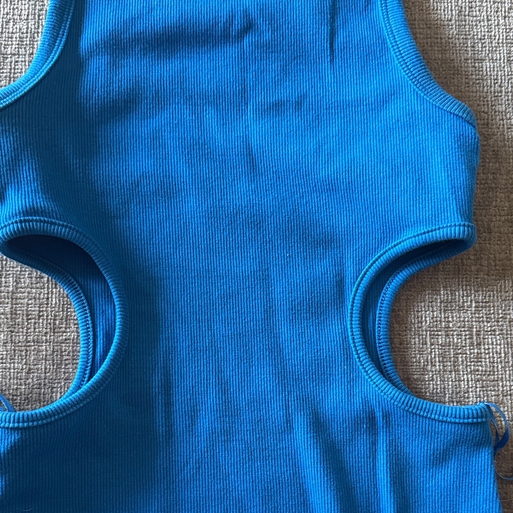 Zara Vibrant Blue Ribbed Tank Top - Picture 3 of 4